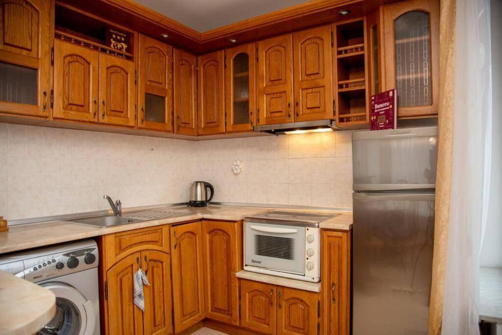 Convenient 1-Bedroom Flat Next To Harmanite Beach Созопол Екстериор снимка