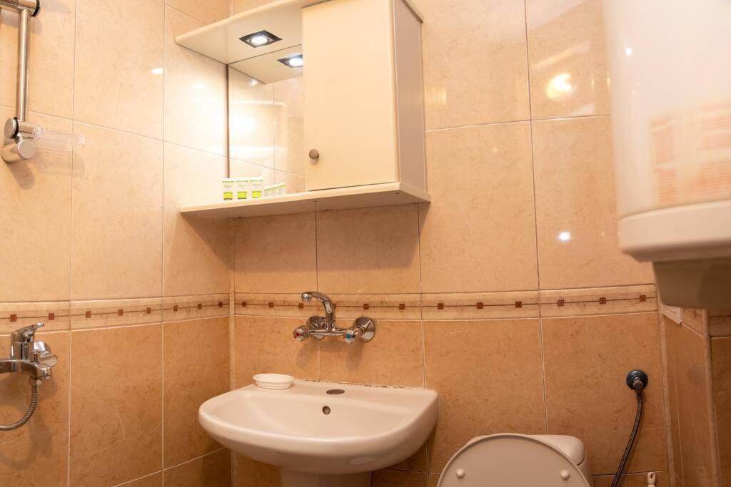 Convenient 1-Bedroom Flat Next To Harmanite Beach Созопол Екстериор снимка